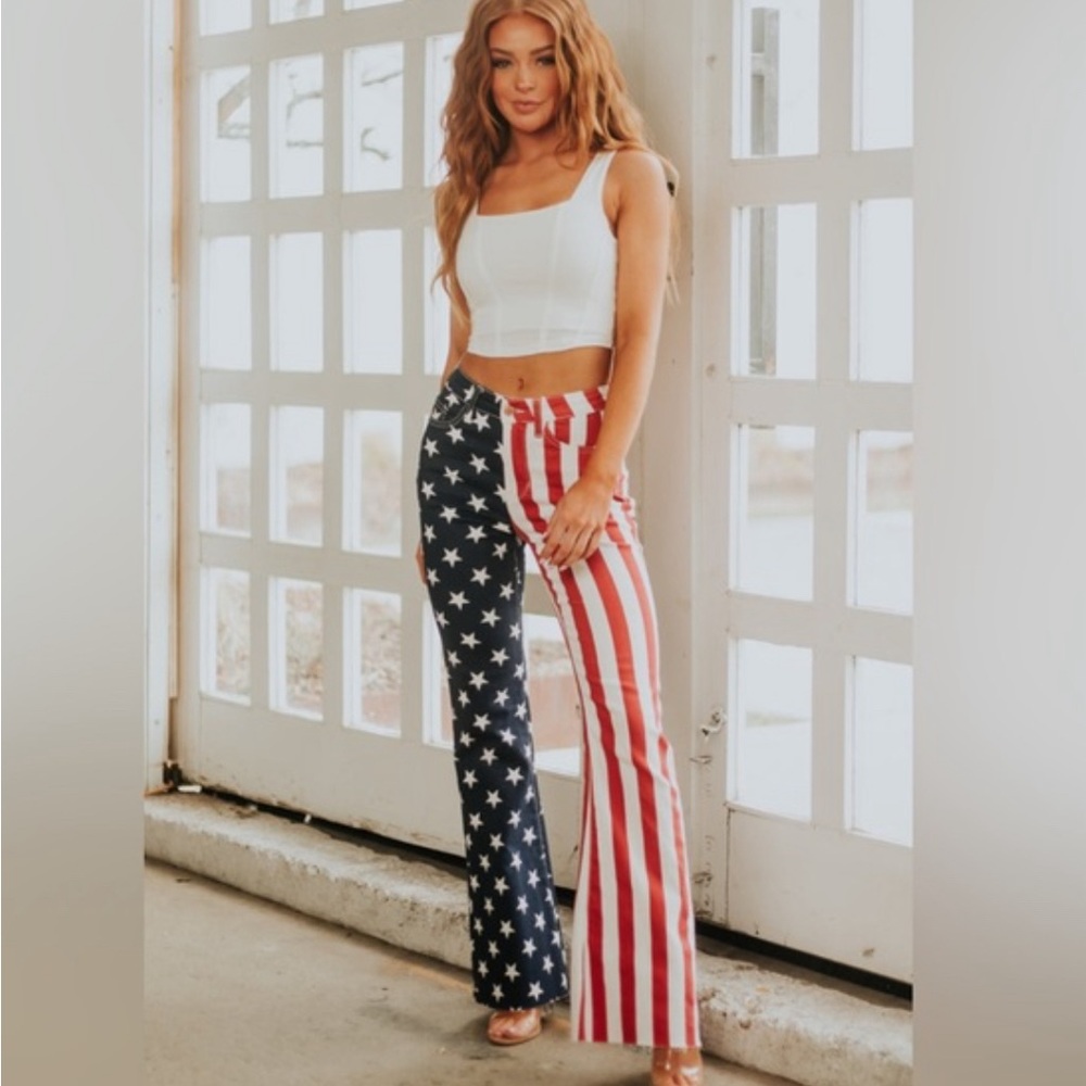 JUDY BLUE AMERICAN FLAG FLARE JEANS
